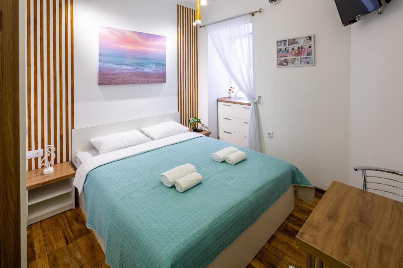 Cozy Apartments Center Lviv Buitenkant foto